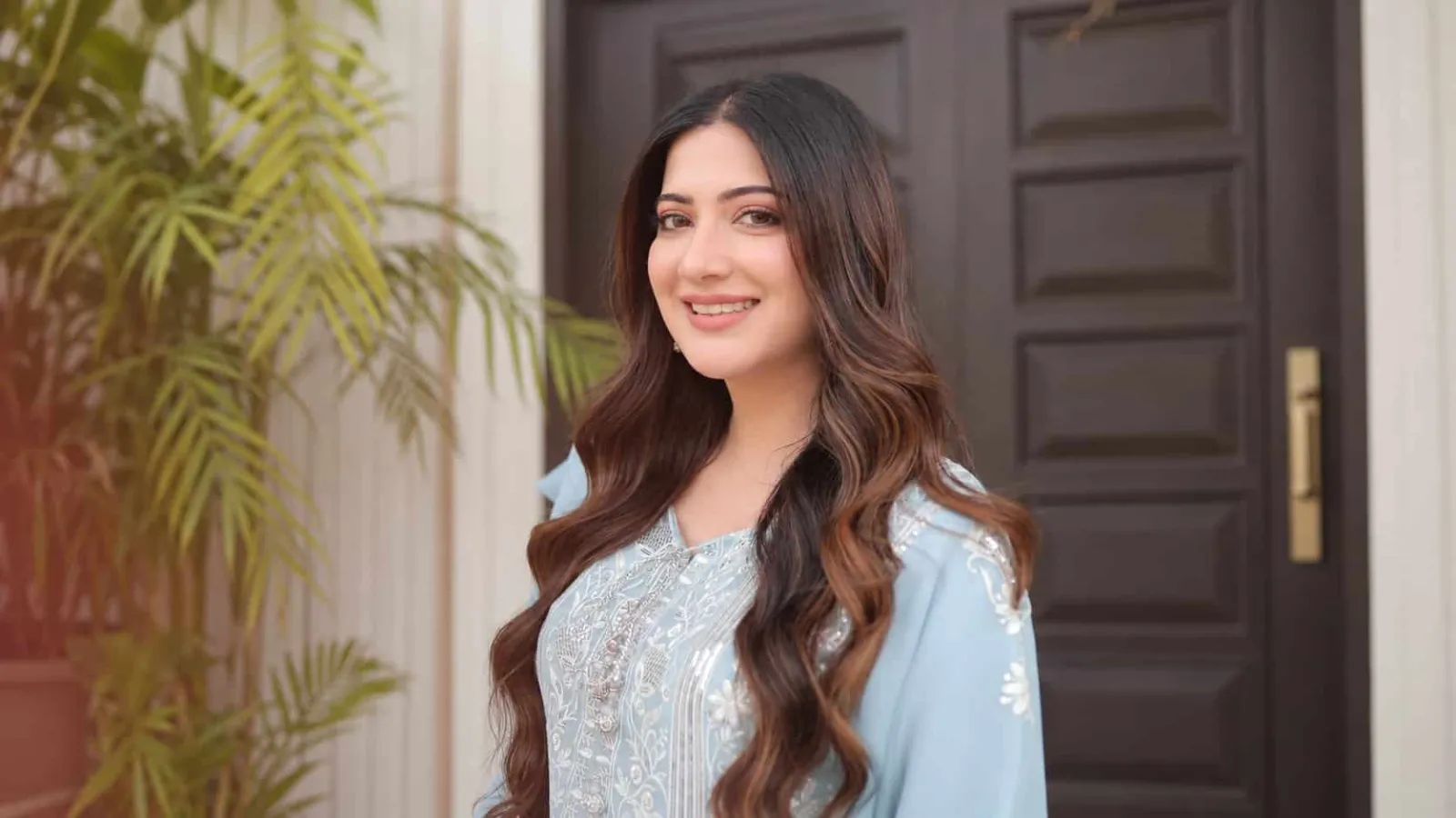 Actress Aymen Saleem Announces Entry into Pakistan People's Party