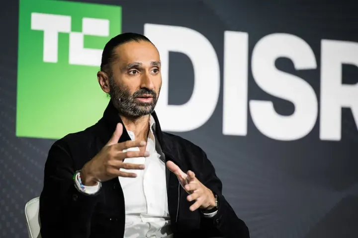 Blackstone Executive Jas Khaira Dismisses Industry Fears Over AI Debt