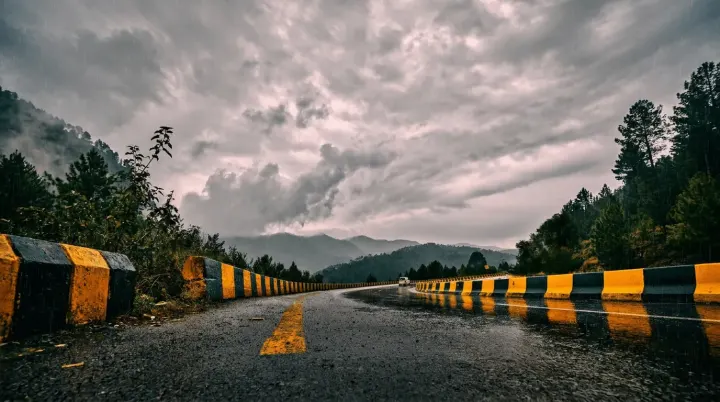 CDA Finalizes Land Demarcation Ahead of Murree Road Encroachment Crackdown