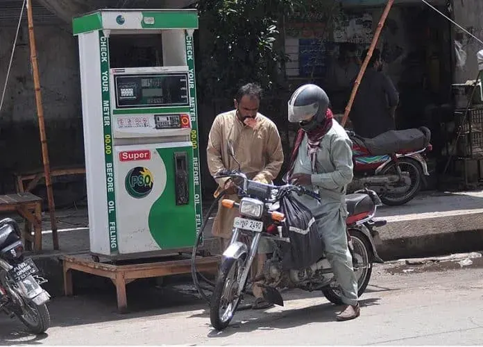 Federal Government Adjusts Fuel Prices As Petrol Drops And Diesel Rises