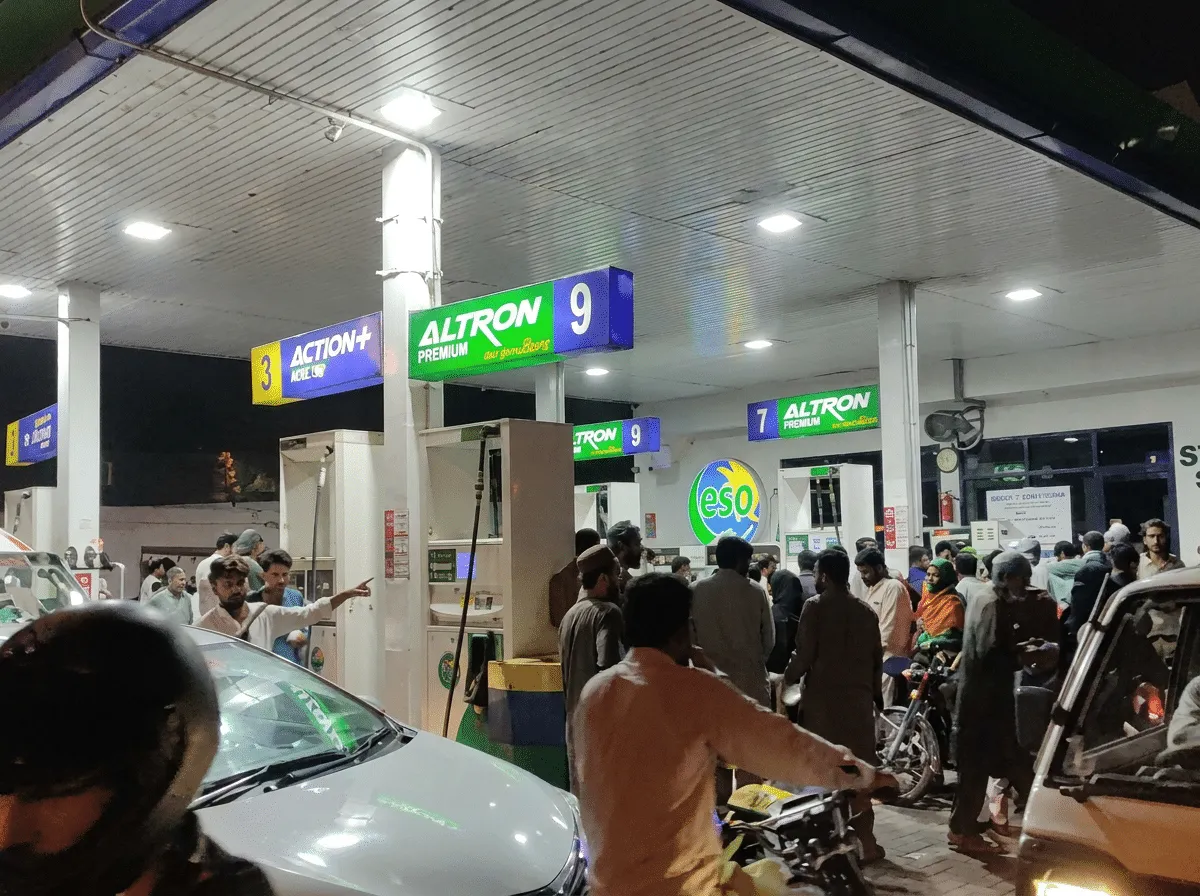 Diesel Prices Rise While Petrol Costs Remain Unchanged