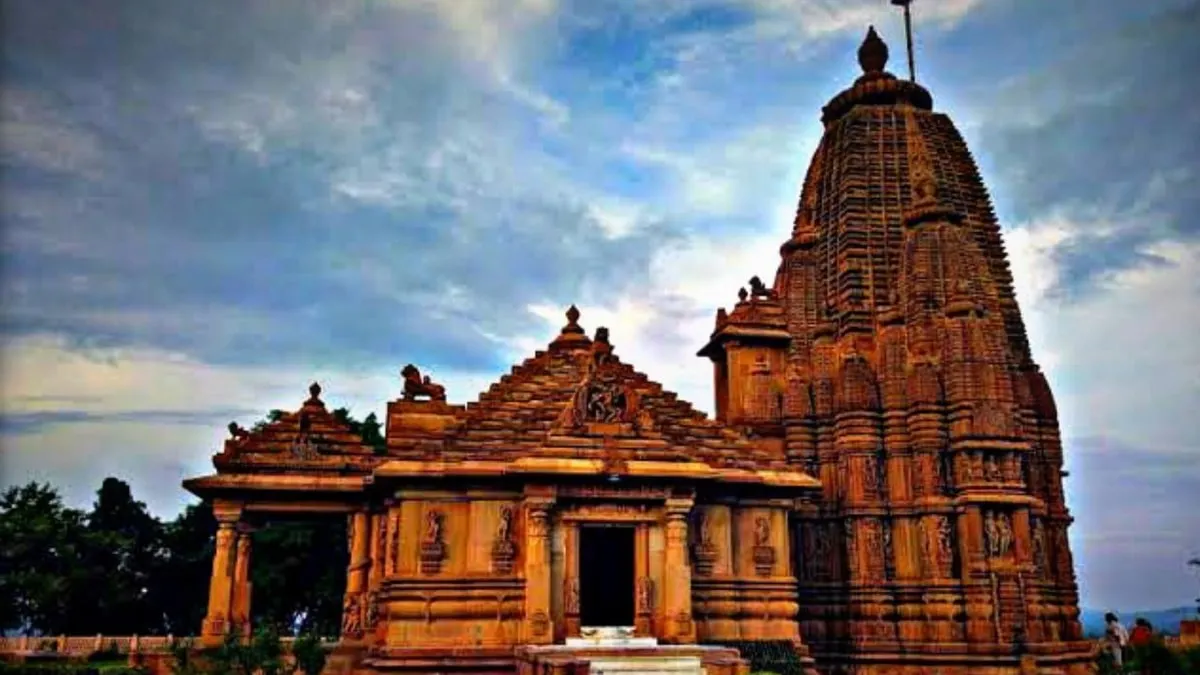 Gold, Cash and Artefacts Stolen From Hindu Temple in Sindh