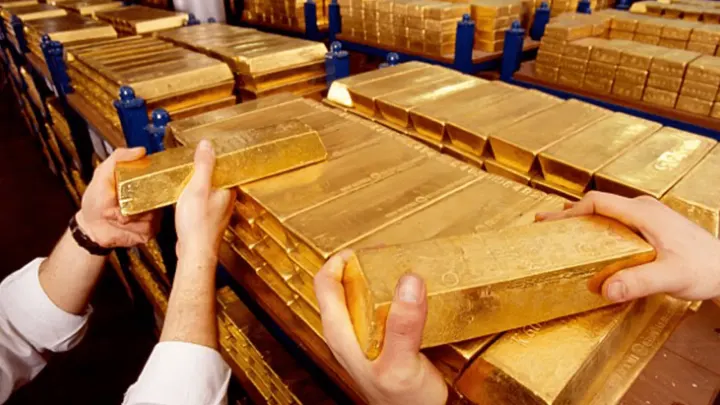 Gold Prices Hold Steady in Pakistan While Silver Drops