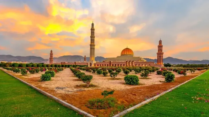Oman Outlines Working Hours and Dispute Rules Under Labor Law
