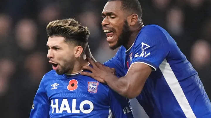 Hull 2 Ipswich 2: McBurnie And Enciso Trade Blows To Share Points