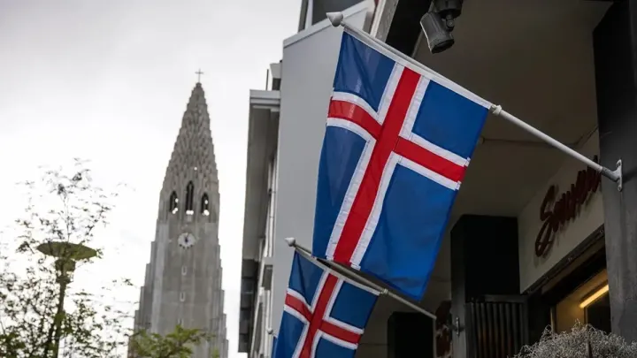 Iceland Moves to Tighten Rules for Permanent Residency and Family Reunification
