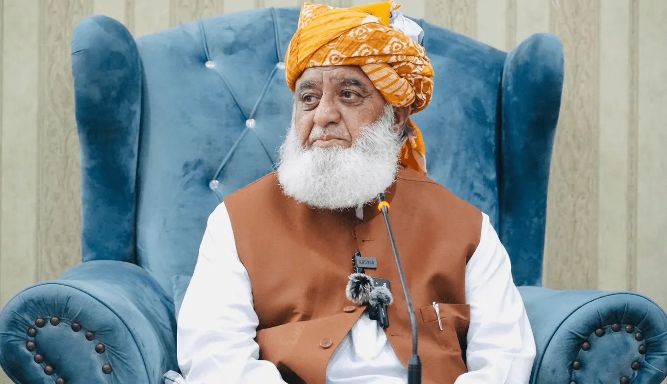 Capital Development Authority Warns Maulana Fazlur Rehman Over Unauthorized Construction