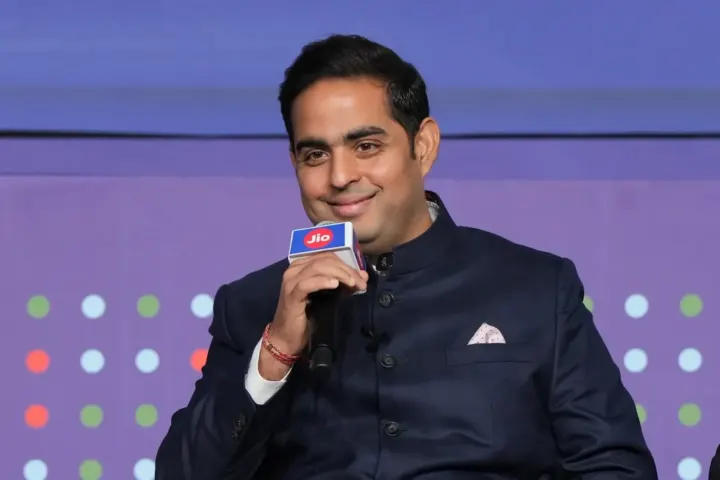 Jio Platforms Shares Jump 21% on First Trading Day After Record IPO