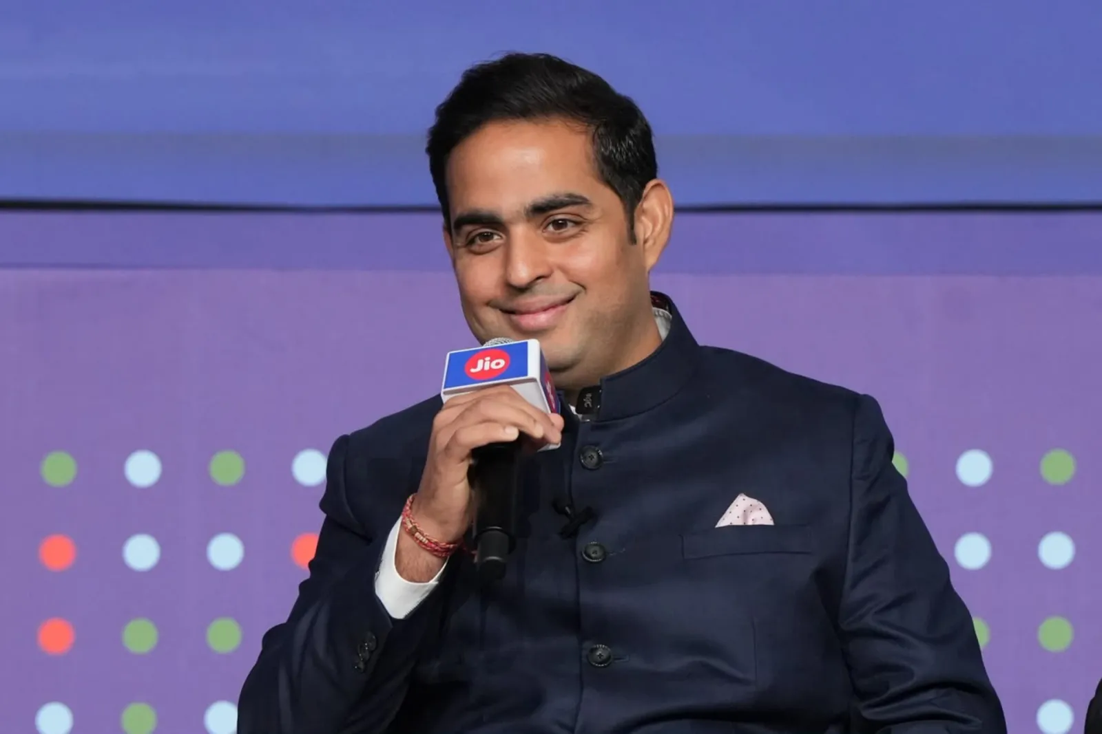 Jio Platforms Shares Jump 21% on First Trading Day After Record IPO