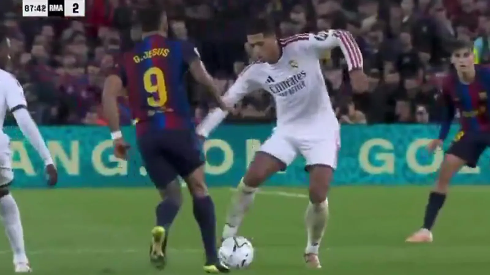 Bellingham's Flashy Skill Beats Jesus as Real Madrid Snatches Late Win Over Barcelona