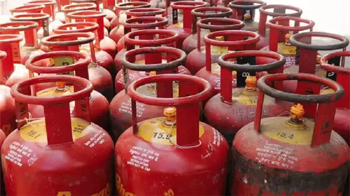 Pakistan Sees Record High LPG Prices Amid Supply Disruptions