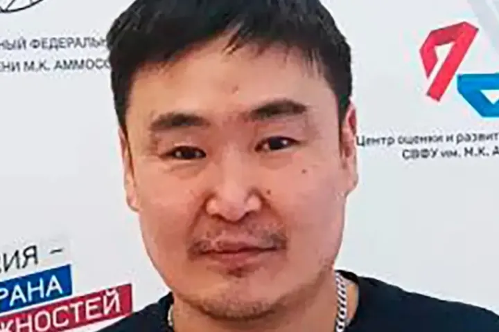 Siberian Man Finds Growing Plant Root Inside His Eyeball