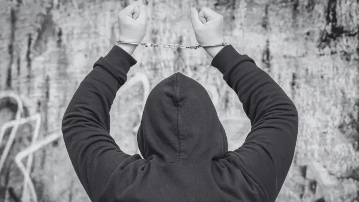NCCIA Lahore Arrests Cyber Fraud Ring Using Fake POS Devices