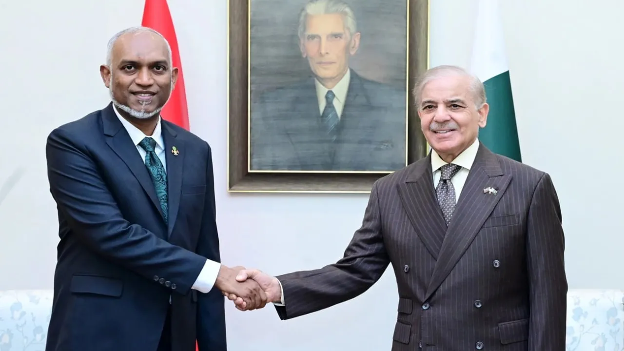 Pakistan and Maldives Partner to Enhance Tourism, Health, and Education Ties