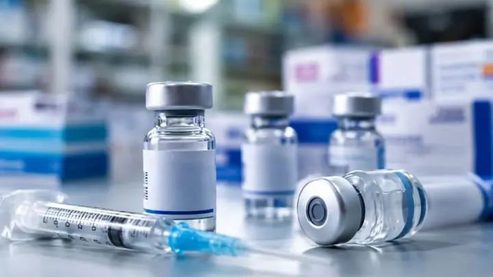 Pakistan Confronts Influenza Vaccine Shortage And Fake Drugs