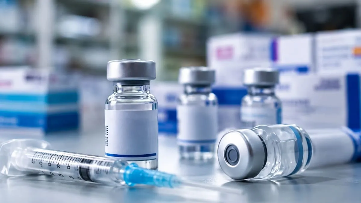 Pakistan Confronts Influenza Vaccine Shortage And Fake Drugs