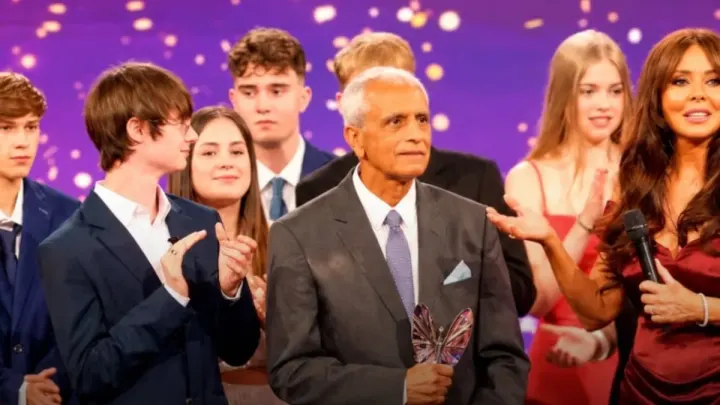 Pakistani-Born Heart Surgeon Honored With Pride Of Britain Award