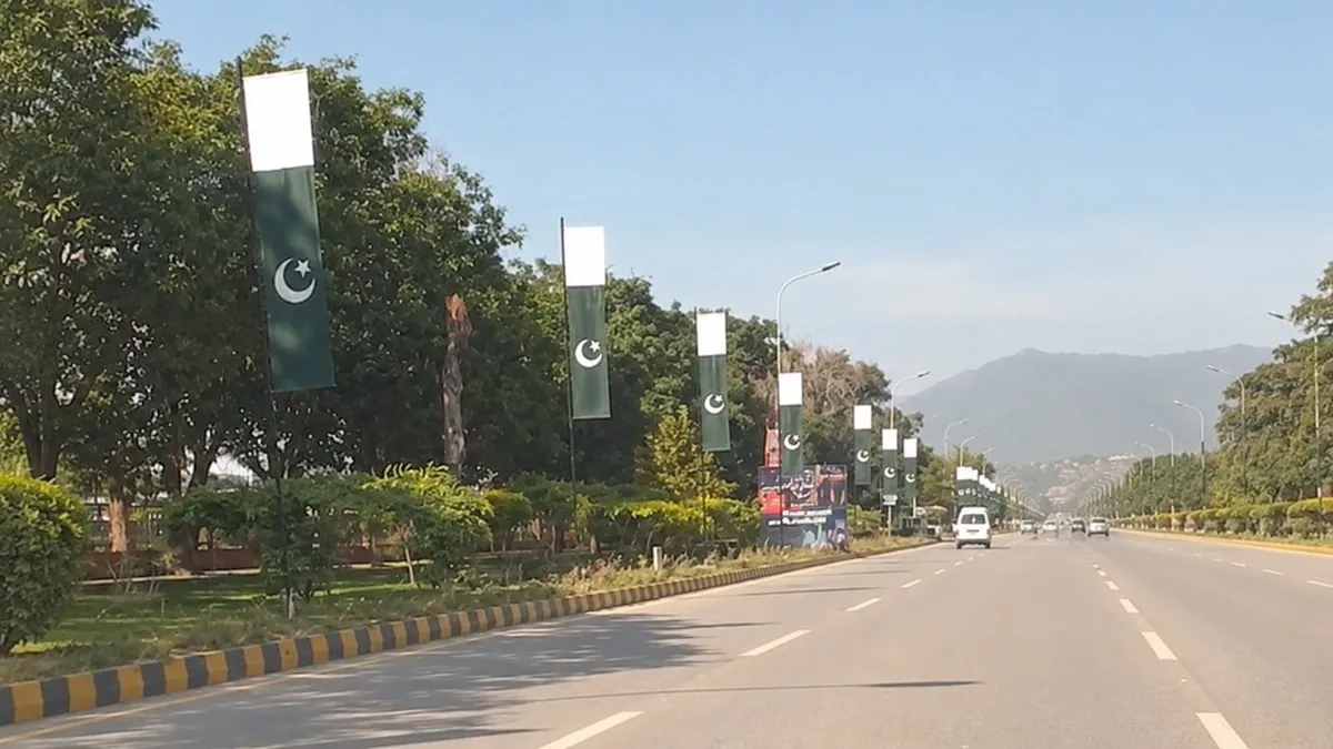 Incorrect Crescent and Star on Flags in Islamabad's Red Zone
