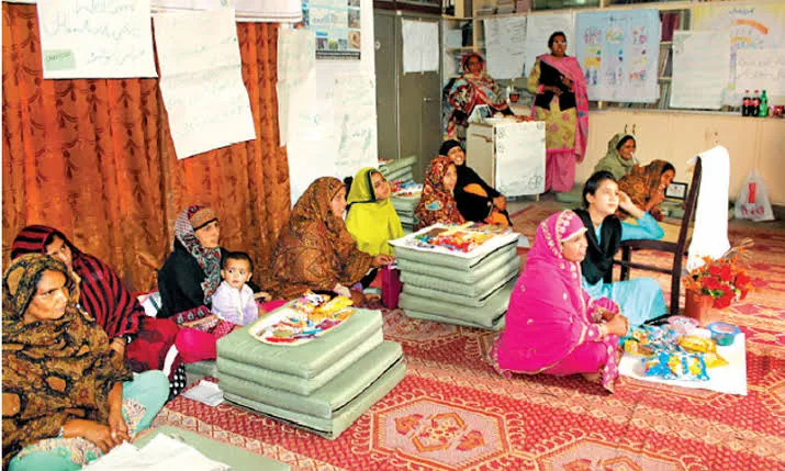 Pakistan Home-Based Workers Struggle on Wages of Rs. 50 Per Hour