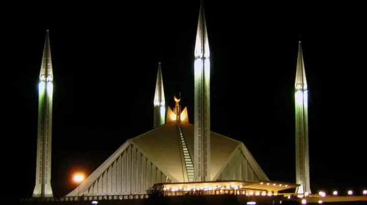 Punjab Registers Over 76,000 Mosques And Disburses Rs14.5 Billion To Imams
