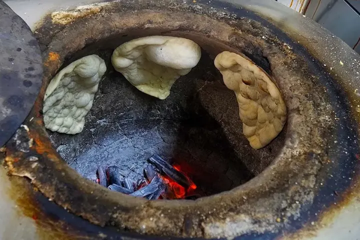 Karachi Roti Prices May Hit Rs. 50 Amid Wheat Scarcity